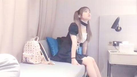 迷妹推荐--看着很清纯的两个小太妹