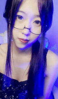 舞蹈校花!放飞自我滴蜡炮击双道具自慰