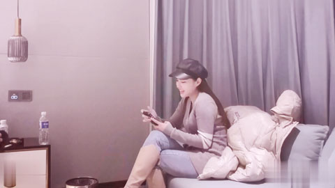 迷妹推荐--女神带上项圈不停喊爸爸