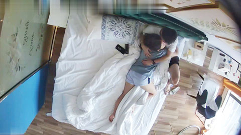 迷妹推荐--偷拍长腿清秀红衣女后续这对情侣很珍惜时间_动不动就搞小哥真猛