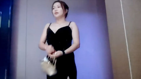 迷妹推荐--大奶骚女技师，乳推舔背，又换了个能操的，全套一顿操