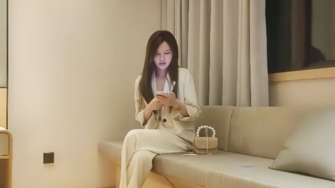 迷妹推荐--气质西装妹_高颜还不算态度超好绝对赚