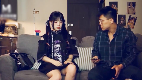 迷妹推荐--宅男晕船外送茶_恋上地雷系外送女