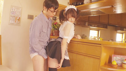 让狂妄的妹妹穿上及膝袜__001