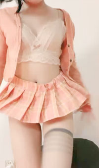 超粉萝莉小奶猫修长美腿白虎粉B~道具插逼