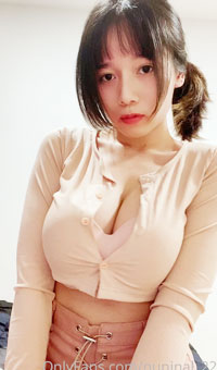 无数人幻想的泰国爆乳女神Ninu 雪白硕大G杯巨乳全方位抓揉大奶 让人心痒难耐