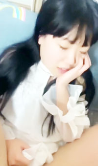 绿奴男友看单男狠操自己00后嫩女友--02