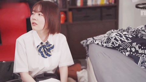 居然把我的宝贝飞机杯乱丢掉 那你就来当代替品吧 抵不过青梅竹马的要求 成了他随时可以干的人体飞机杯