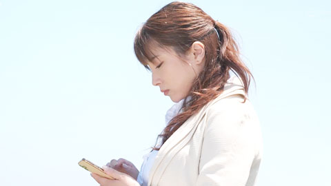 办公室监禁 持续侵犯女上司的男人们 橘内日向__001