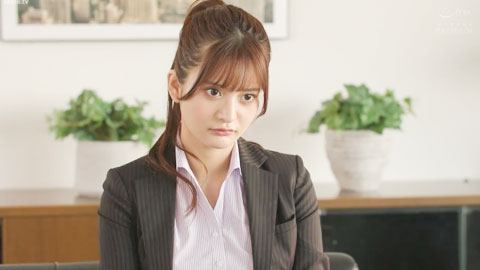 被要求成为泳衣模特