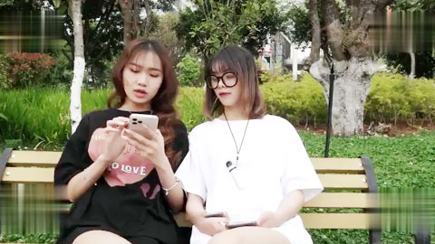 迷妹推荐-房东与房客惨遭男友劈腿无奈以身抵扣房租1