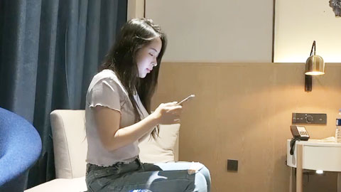 迷妹推荐--水蜜桃一般又大又挺_这对好乳就值了