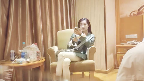 迷妹推荐--青春校园外围女神,刚下海没多久,鲜嫩到不行