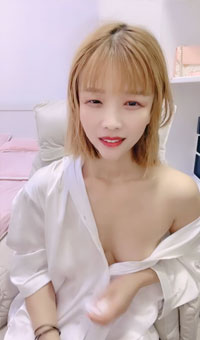 清纯美少女制服诱惑！道具猛插流白浆！