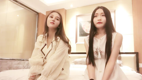 迷妹推荐--旺仔牛逼糖＆极品小热巴_两个嫩妹齐榨精文轩今天还算行