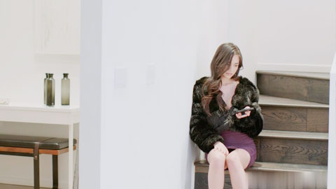 富家千金失恋了 便宜黑鬼管家了