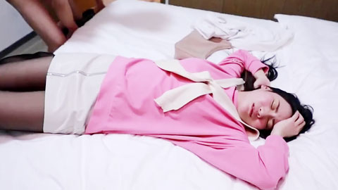 迷妹推荐-小偷强上我老婆