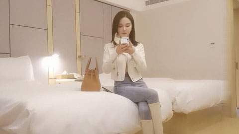 迷妹推荐--宝贝你往哪里一坐完全就是一件艺术品 摸我胸 我的胸好软的，嗲嗲叫床声真动听