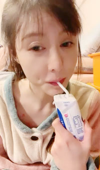 淫荡美少妇~自慰喷水