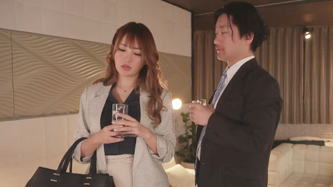 春药让你高潮直到第二天早上_Kimesex共享房间NTR强奸_天海翼_001