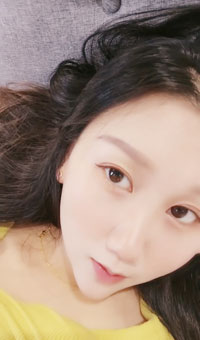 哺乳期淫娃小荡妇