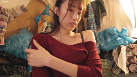 隔壁垃圾屋里住着的人是10年前侵犯我的堕落教师__002