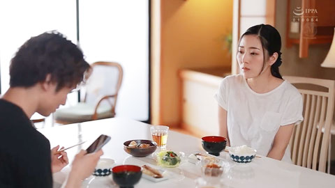 真夏の义母は、禁断の果実。 理性が吹き飞んだ母子が、汗と爱液にまみれながら中出し相奸に溺れて…。 东条実澪_cut_002