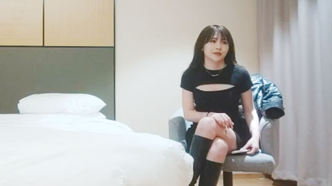 迷妹推荐--风情万种尤物，蜜桃臀暴插，视觉冲击感超强，一如既往追求高颜值