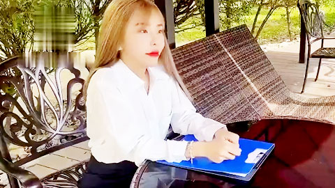迷妹推荐--《狂野纹身女房仲卖房送逼》为求销售精洗全身