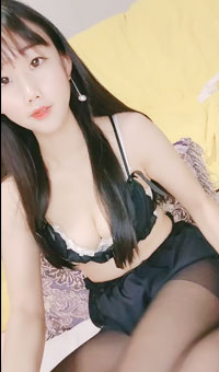 超乖仙女黑丝诱惑 一对奶子好Q弹 道具自慰 爽到飞起