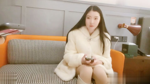 迷妹推荐--前凸后翘漂亮极品人妻