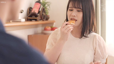 人生第一次的中出大解禁！趁女友不在家 跟纯真的爆乳妹子 来一场大人的浓厚中出性爱！__001