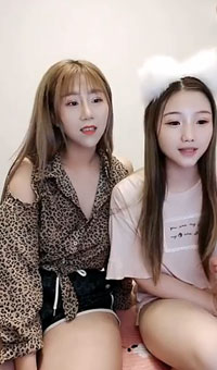 纹身老哥激情双飞大战  上