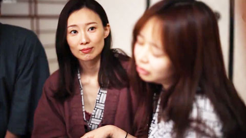 我不能告诉我的妻子我让我的婆婆怀孕了