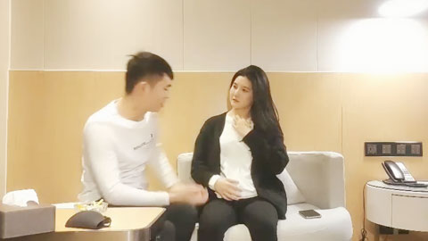 干一半有人开门 吓软了都