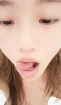 清纯学妹主播 天然美乳黄瓜道具直播