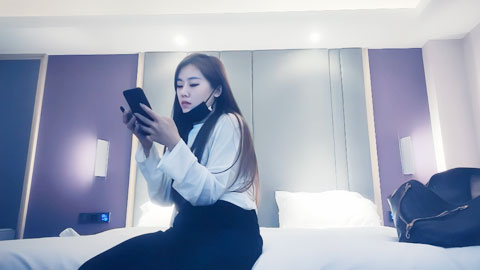 迷妹推荐--上海，外围女神，甜美健谈配合