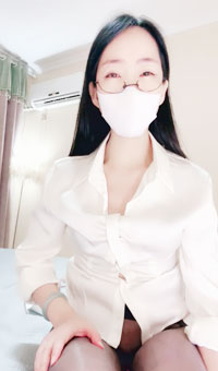 模特身材，长腿御姐，搔首弄姿，道具自慰