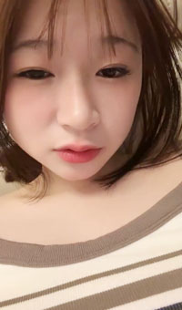 新人下海小姐姐！居家道具自慰操逼！