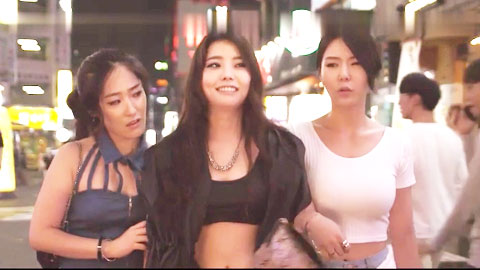 几个妹子肉欲味太浓郁了一看就鸡巴硬有操她们的冲动--上