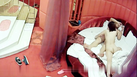 迷妹推荐--短发美少妇和相好_很久没有见面了_好兴奋