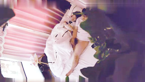 迷妹推荐--酒店最新偷拍 狼友有福了