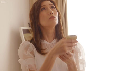 上司因为出差不在 和他那不善拒绝的爆乳妻子 黏着中出不伦的三天 JULIA_join_002