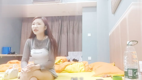 迷妹推荐--约炮98年大屁股少妇，果然还是少妇会玩会叫，被操到求饶