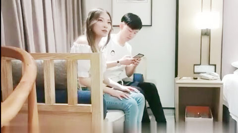 迷妹推荐--牛仔少妇，可遇不可求，必须彻底征服她