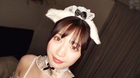 可爱又狡猾的地下偶像，欺骗老男人。偷拍镜头外的性爱枕头生意_002