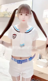 露脸双马尾少女 白丝水手服自慰喷水