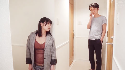 女友的姊姊用巨乳和中出OK诱惑我-1