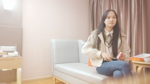 迷妹推荐--2800现金手中拿，女神乐开花，骚穴菊花，画面冲击感超强必看