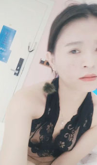 气质美骚妇酒店约P啪啪啪假矜持忍不住自己上了